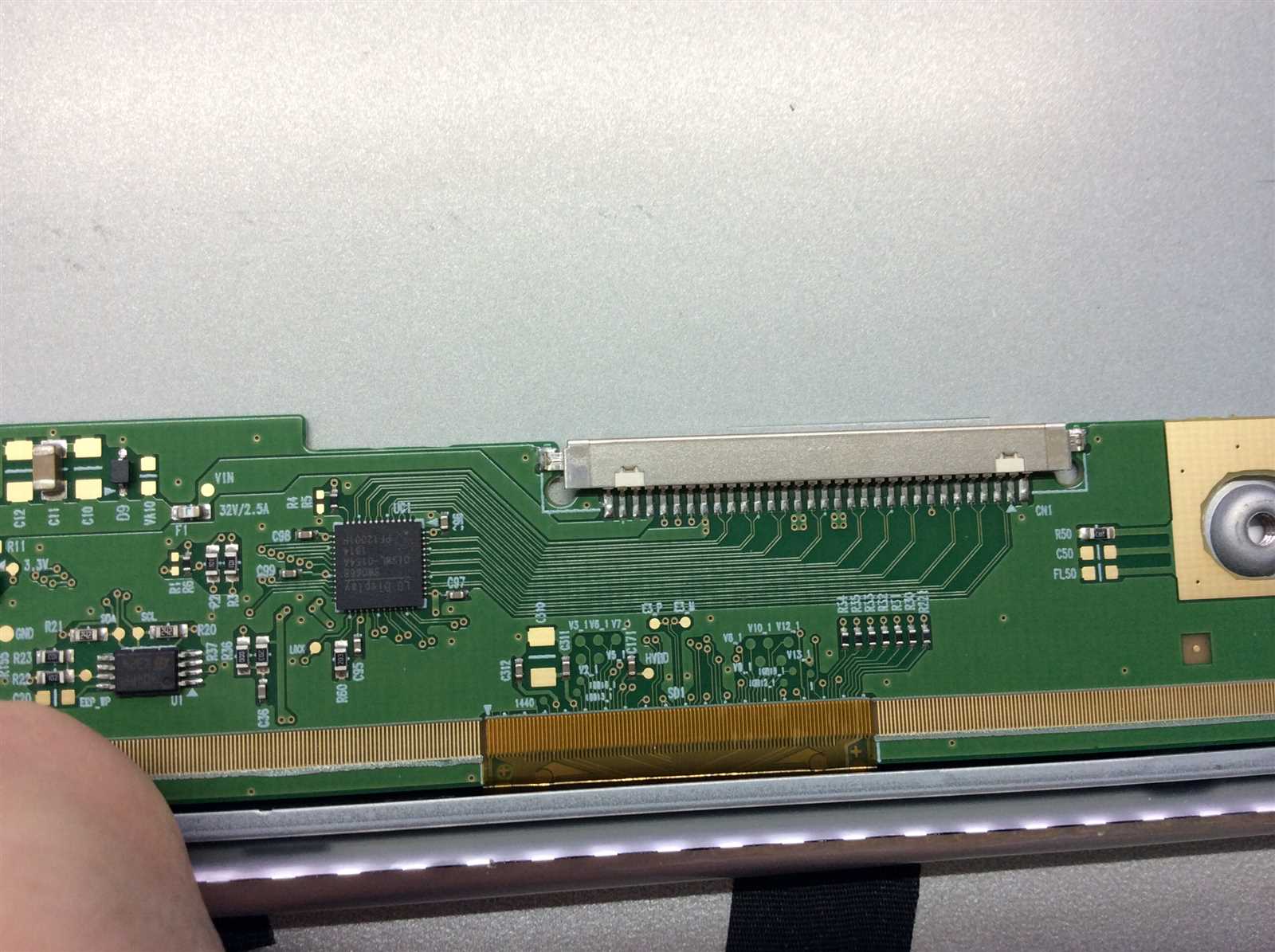 lm215wf3-datasheet